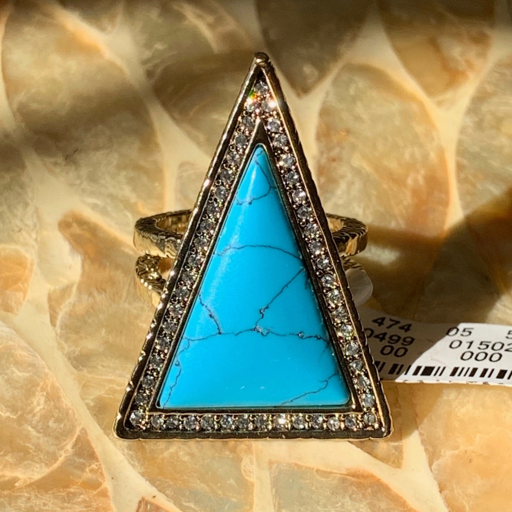 House Of Harlow Triangle Ring 25$